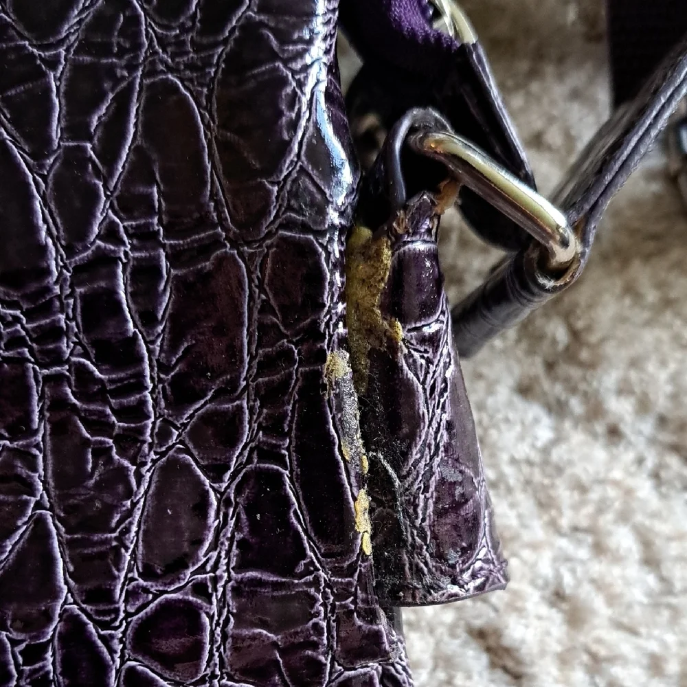 Elegant Purple Crossbody Bag - Picture 5 of 5